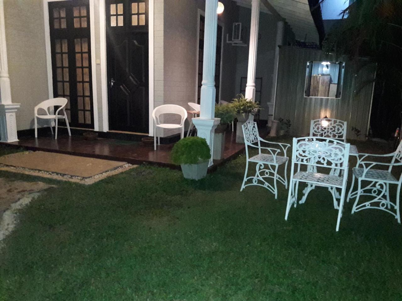 Mihilaka Holiday Homes Wadduwa Exterior foto